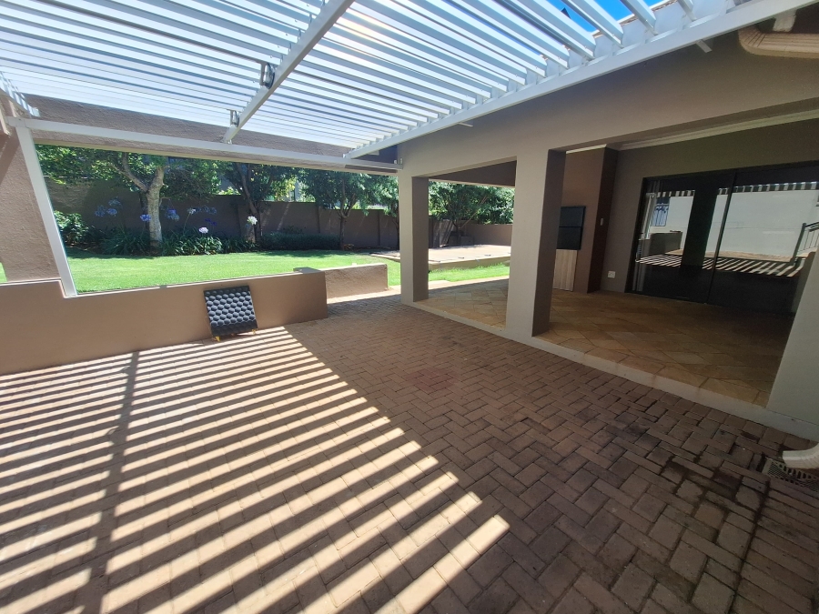 4 Bedroom Property for Sale in Woodland Hills Free State